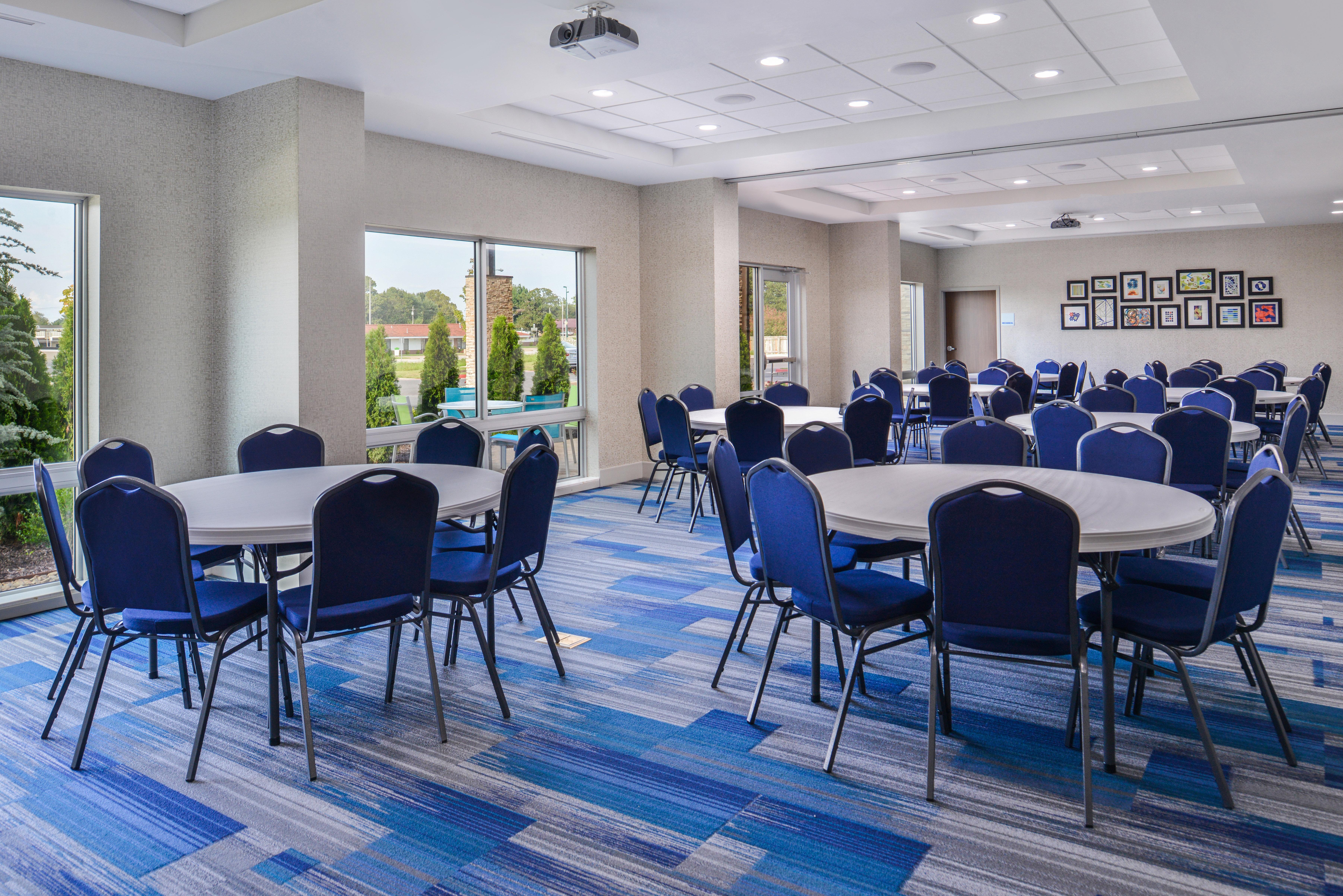 Holiday Inn Express & Suites - Siloam Springs By Ihg Dış mekan fotoğraf