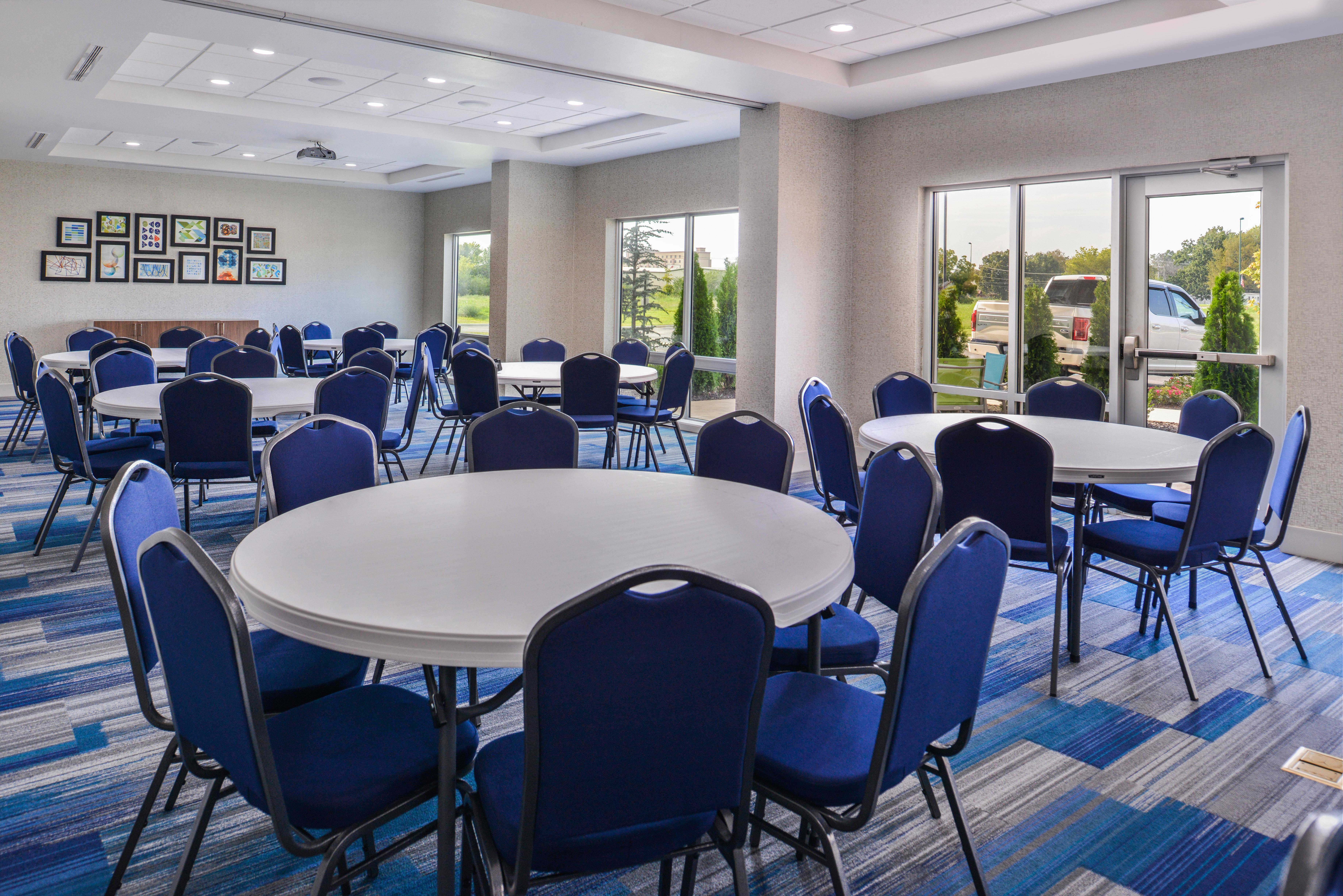 Holiday Inn Express & Suites - Siloam Springs By Ihg Dış mekan fotoğraf